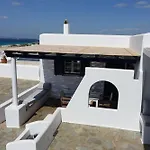 D - Kamari Village *