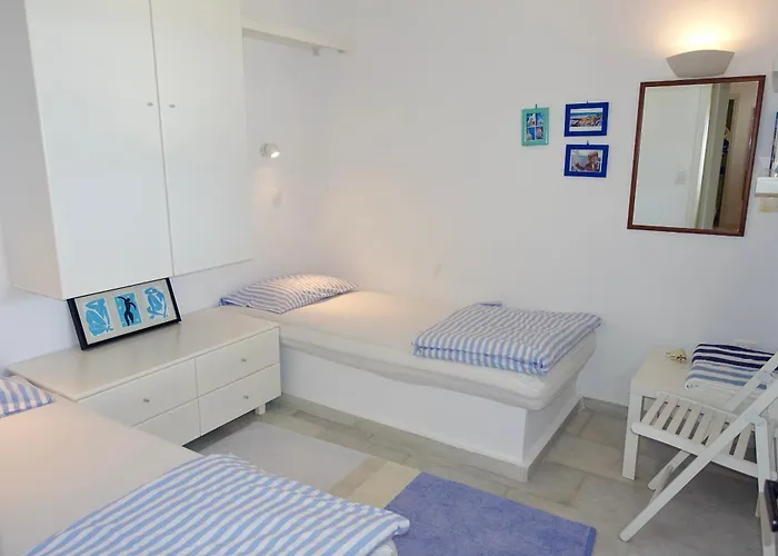 D - Kamari Village * Aliko Beach